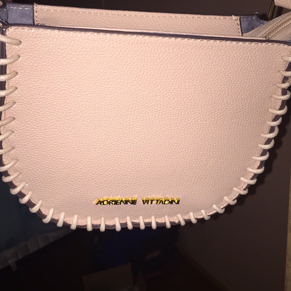 Adrienne Vittadini handbag 👜